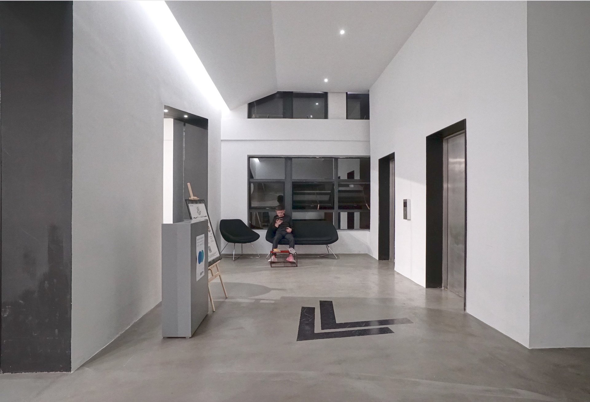 DIA Art Showroom